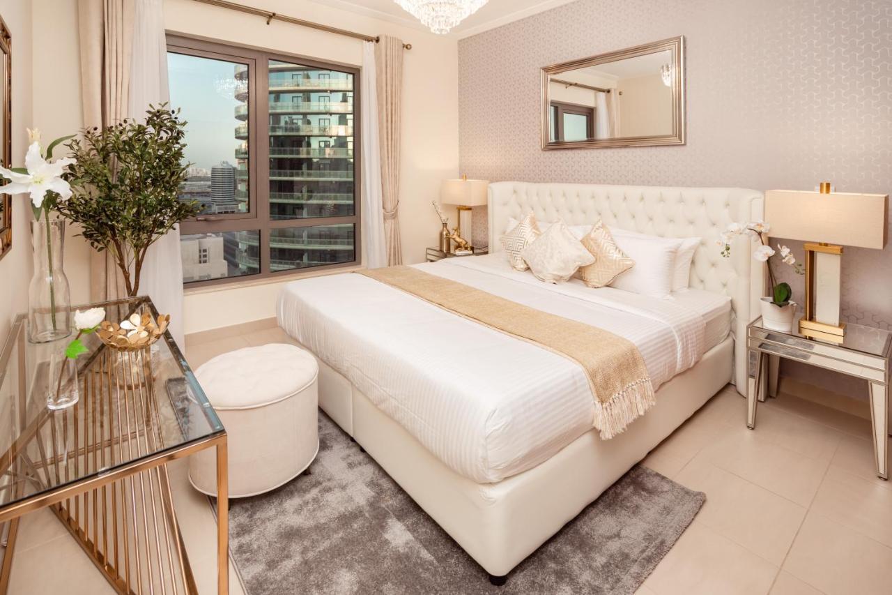 Elite Royal Apartment - Panoramic Full Burj Khalifa, Fountain & Skyline View - Baron Dubai Exterior photo